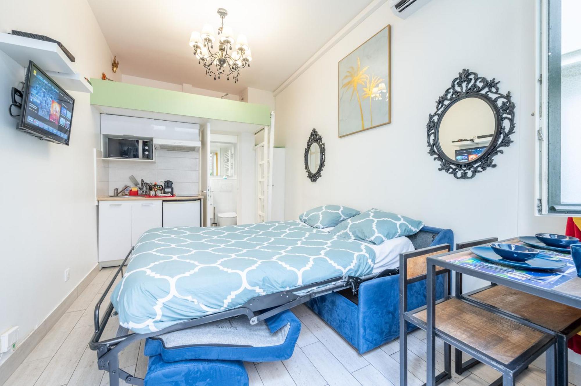Little Boudoir Of Paris Champs-Elysees Экстерьер фото