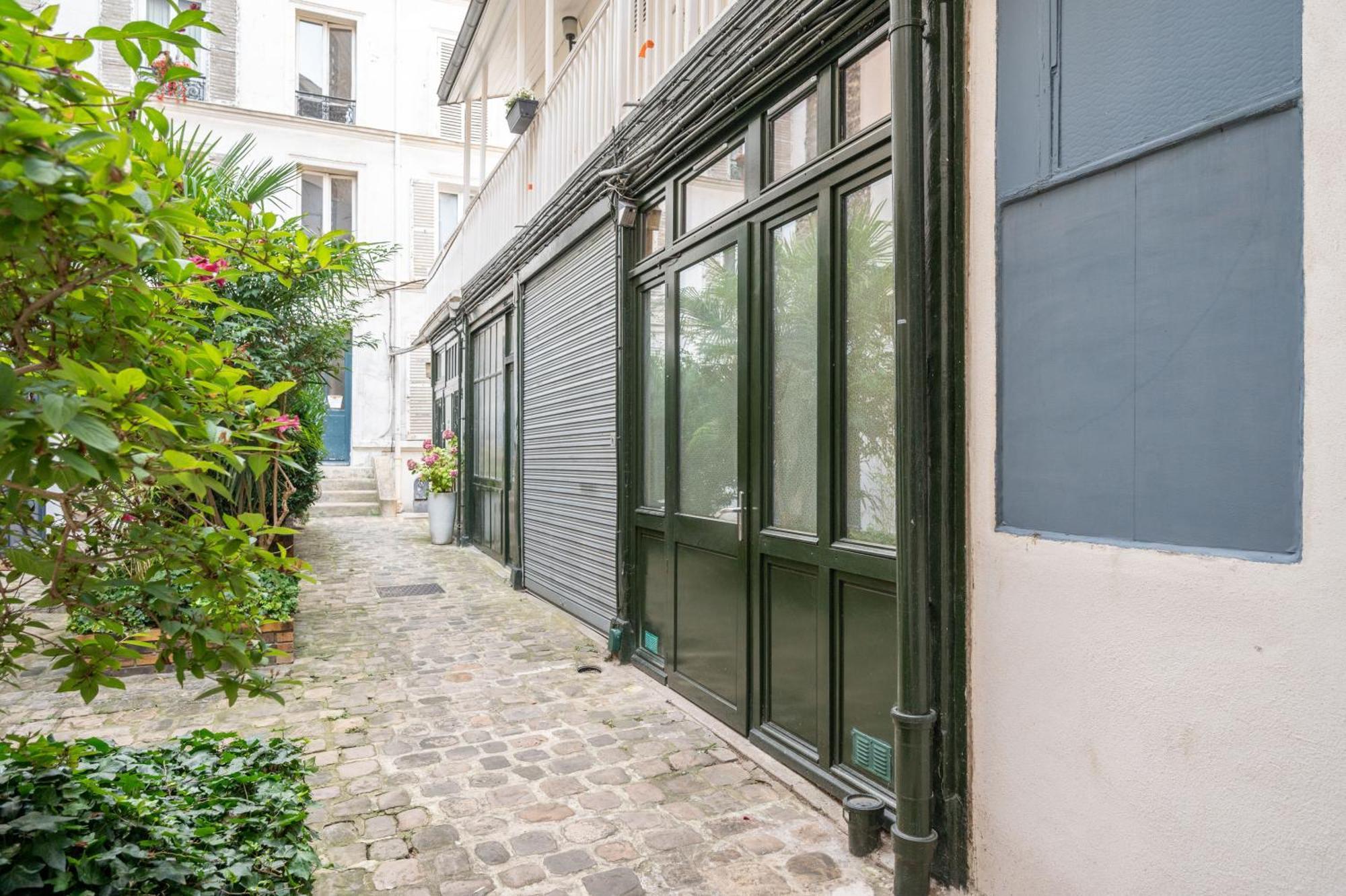 Little Boudoir Of Paris Champs-Elysees Экстерьер фото