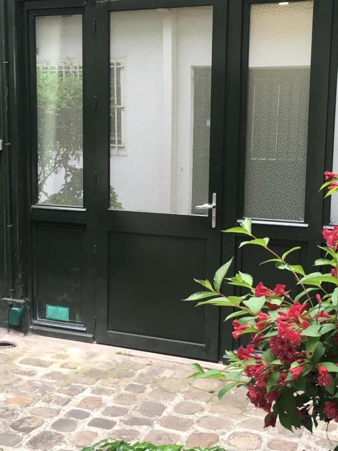 Little Boudoir Of Paris Champs-Elysees Экстерьер фото